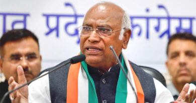 छात्रों पर कार्रवाई को लेकर प्रधानमंत्री मांगें माफी, गृहमंत्री संसद में दें जवाब : खरगे